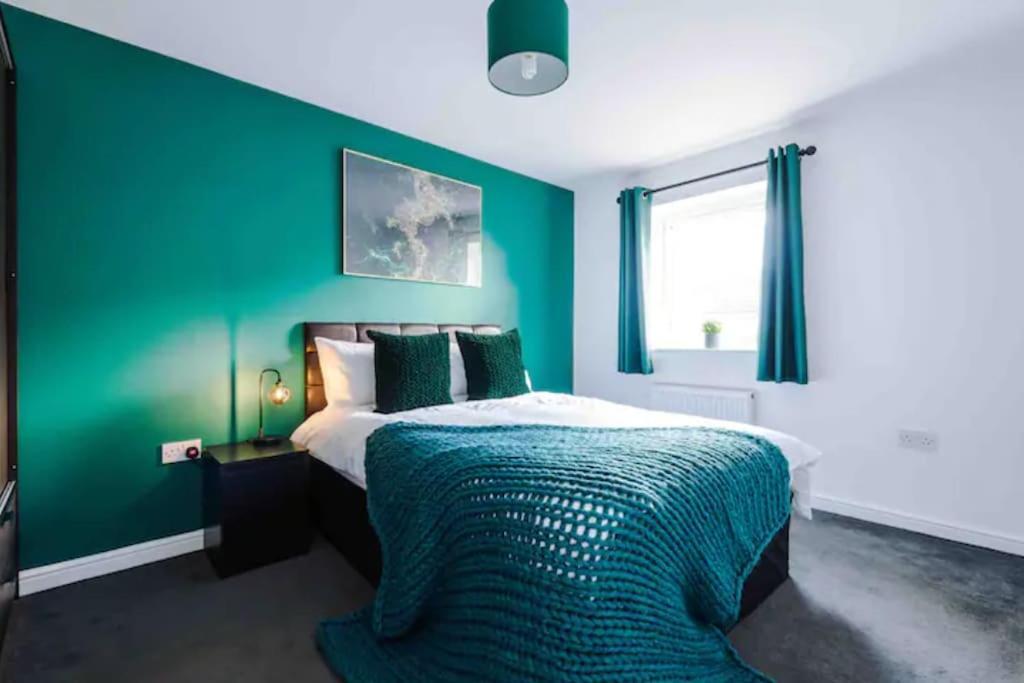Spacious 5 Bedroom Home Hosted By Mcr Dens Manchester Exterior foto